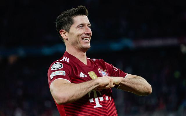 热议U16男足晋级：09三个中锋很幸福，希望终结无缘世少赛（U16男足晋级引热议：09梯队三中锋豪华，期待终结世少赛无缘纪录）