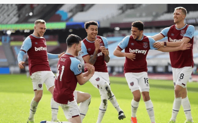 博格巴投资全球首支现代化专业赛驼队，成为其股东和大使（博格巴入股全球首支现代化职业赛驼队，兼任形象大使）