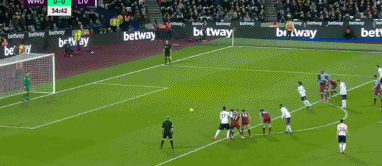 本赛季巴雷特出战时猛龙胜率70.6%，缺席时仅33.3%（本季巴雷特在阵猛龙胜率70.6%，缺阵仅33.3%）