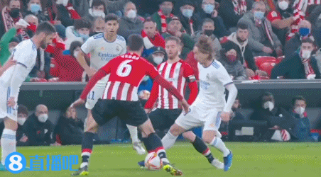 福建新人爆砍30分（福建新秀轰下30分）