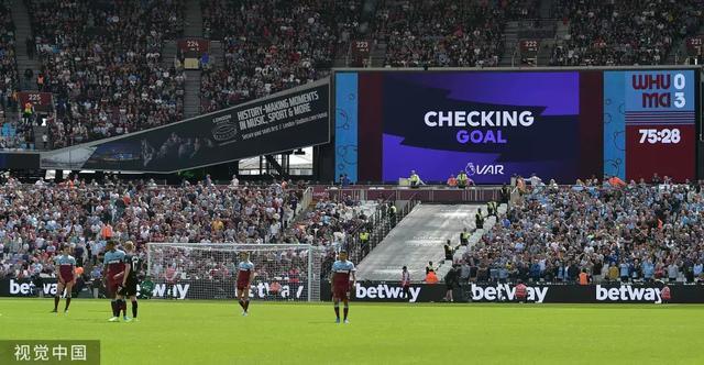 卡莱尔：西亚卡姆绝杀实至名归，马瑟林今年防守进步非常大（卡莱尔：西亚卡姆的绝杀名副其实，马瑟林本季防守进步显著）