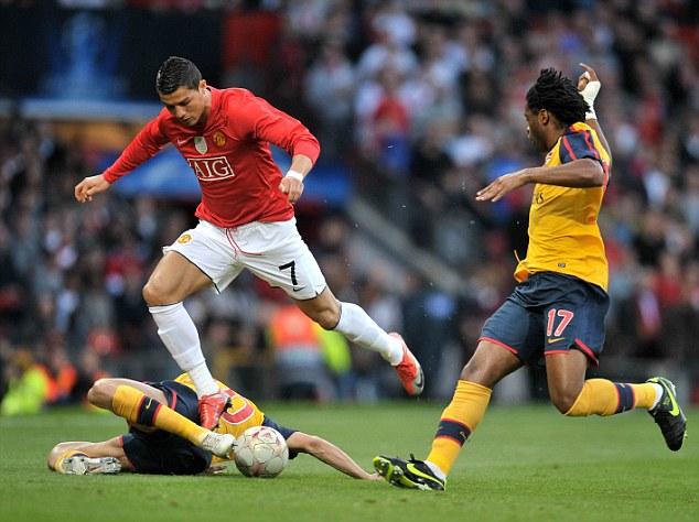 代表皇马出战338场比赛，巴尔韦德成队史出场次数最多的乌拉圭人（代表皇马出场338次，巴尔韦德成队史乌拉圭球员出场第一人）