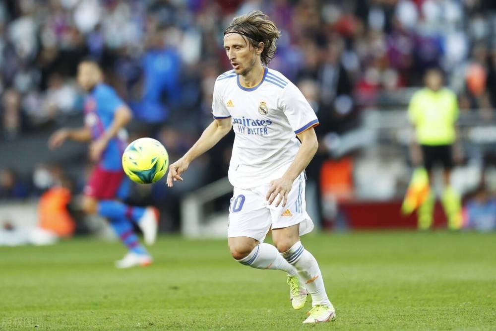 NBA季后赛焦点比赛精彩瞬间（NBA季后赛巅峰对决高光时刻）